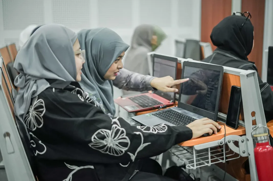 Inovasi Dosen Vokasi UM Kembangkan Smart Visual Detection: Teknologi AI untuk Deteksi Cacat Produk Garmen