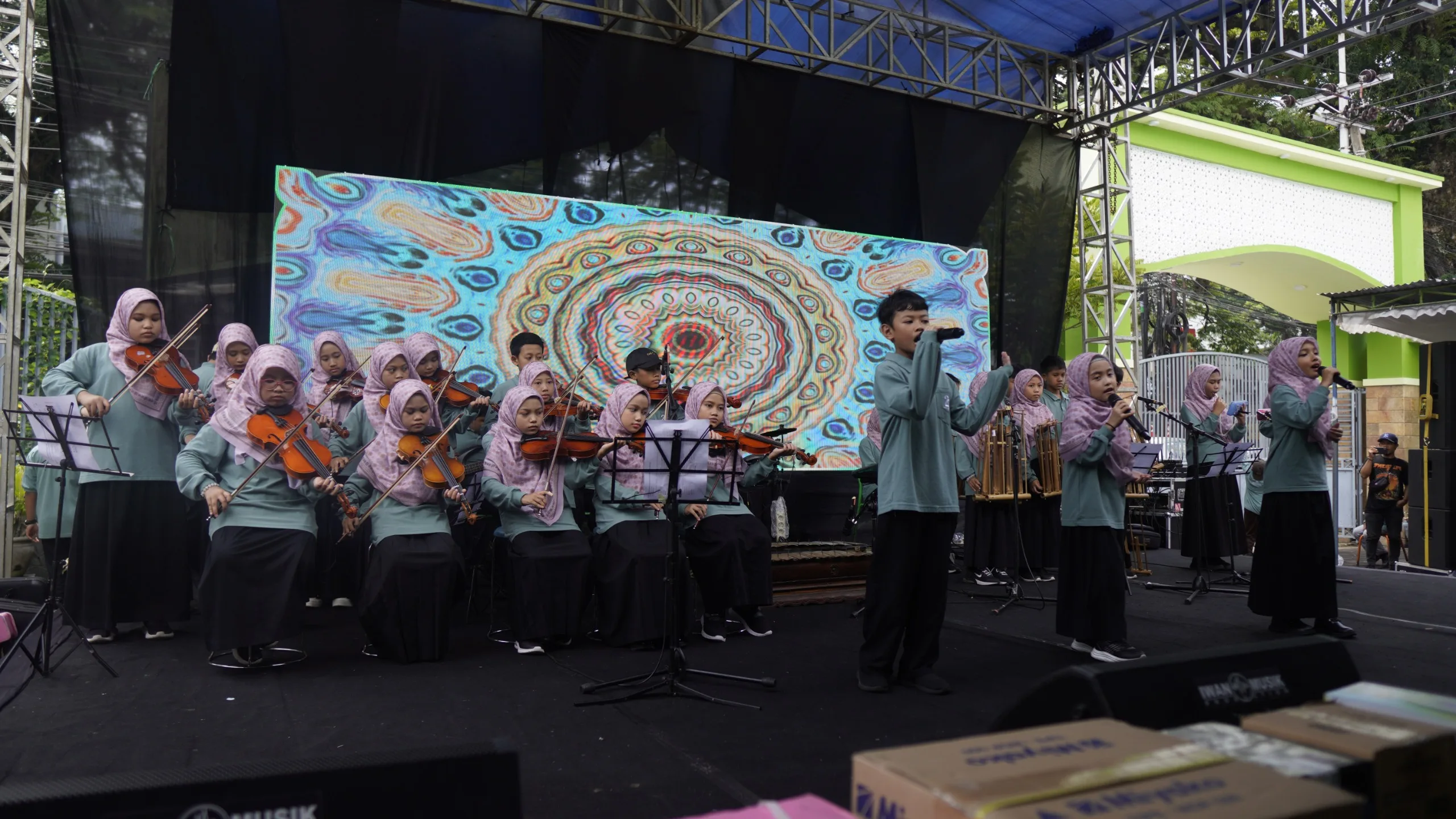 Gebyar HUT ke-29 SD Islam Sabilillah Malang 1 ; Perkuat Kolaborasi, Usung Semangat Kebersamaan Lahirkan Generasi Unggul