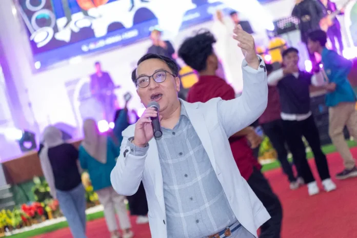 REO Tampil Di Inaugurasi Mahasiswa Baru 2025 Unisma