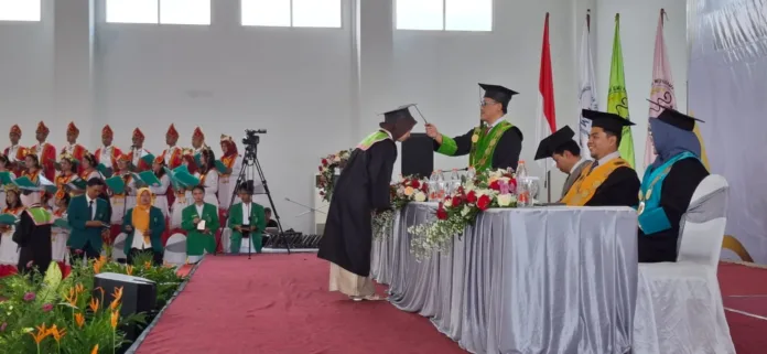 Wisuda Ke-22 STIKES Widyagama Wisuda Malang ; Lahirkan Lulusan Unggul Berdampak