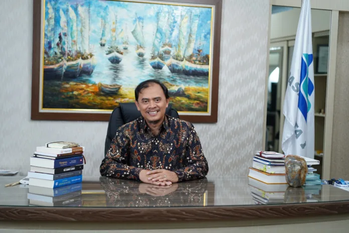 Direktur Utama Perum Jasa Tirta I Raih “Top Young CEO 2025”, Bukti Kiprah Generasi Pemimpin Muda