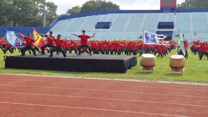 Merahkan Gajayana, Sekolah Kosayu Unit Soetomo Senam Tai Chi Bersama