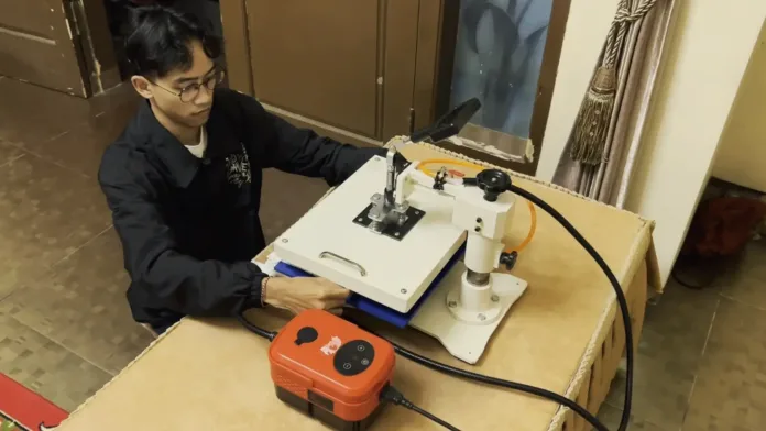 Mahasiswa UMM Ciptakan Inovasi Steam Press Ecoprint