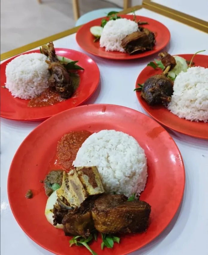 Bebek Saudara Gempol Buka Lokasi Baru, Sajikan Sensasi Bebek Gurih dengan Tempat Lebih Nyaman Bebek Saudara Gempol Buka Lokasi Baru, Sajikan Sensasi Bebek Gurih dengan Tempat Lebih Nyaman