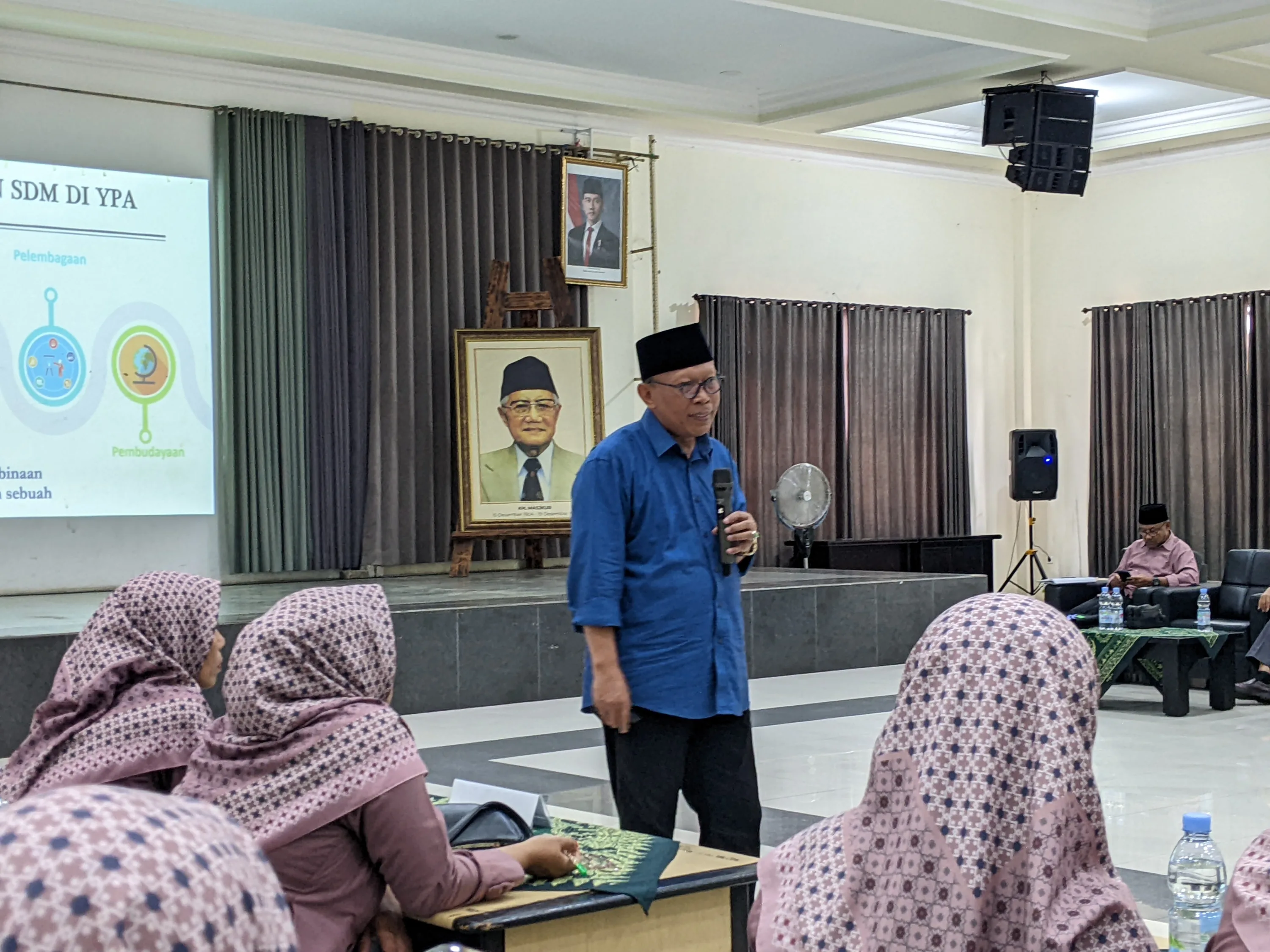 YP Almaarif Singosari Gelar Pembinaan Pimpinan Madrasah dan Sekolah, Prof. Maskuri Tekankan Kepemimpinan Visioner Almaarif Singosari
