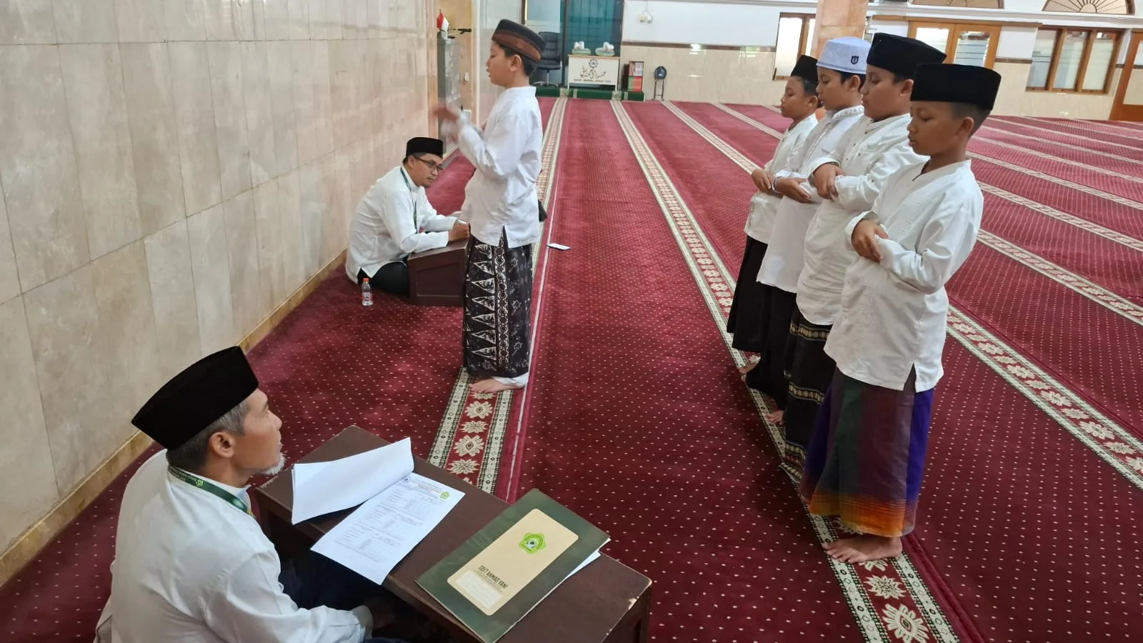 Peringatan Isra Mikraj di SDIT Ahmad Yani Malang ; Siswa Petik Hikmah Di "Sidratul Muntaha" Isra Mikraj,SDIT Ahmad Yani Malang
