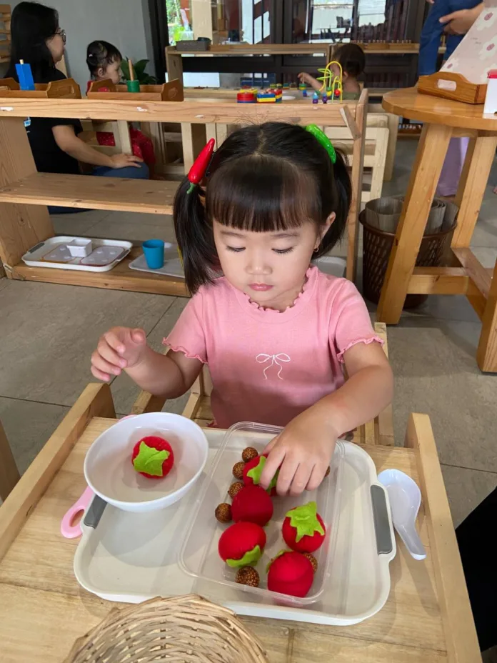 Toodler-Kindegarten Saint Joseph Montessori School, Miliki Program Pop Up, Buka Kelas Montessori Untuk Umum