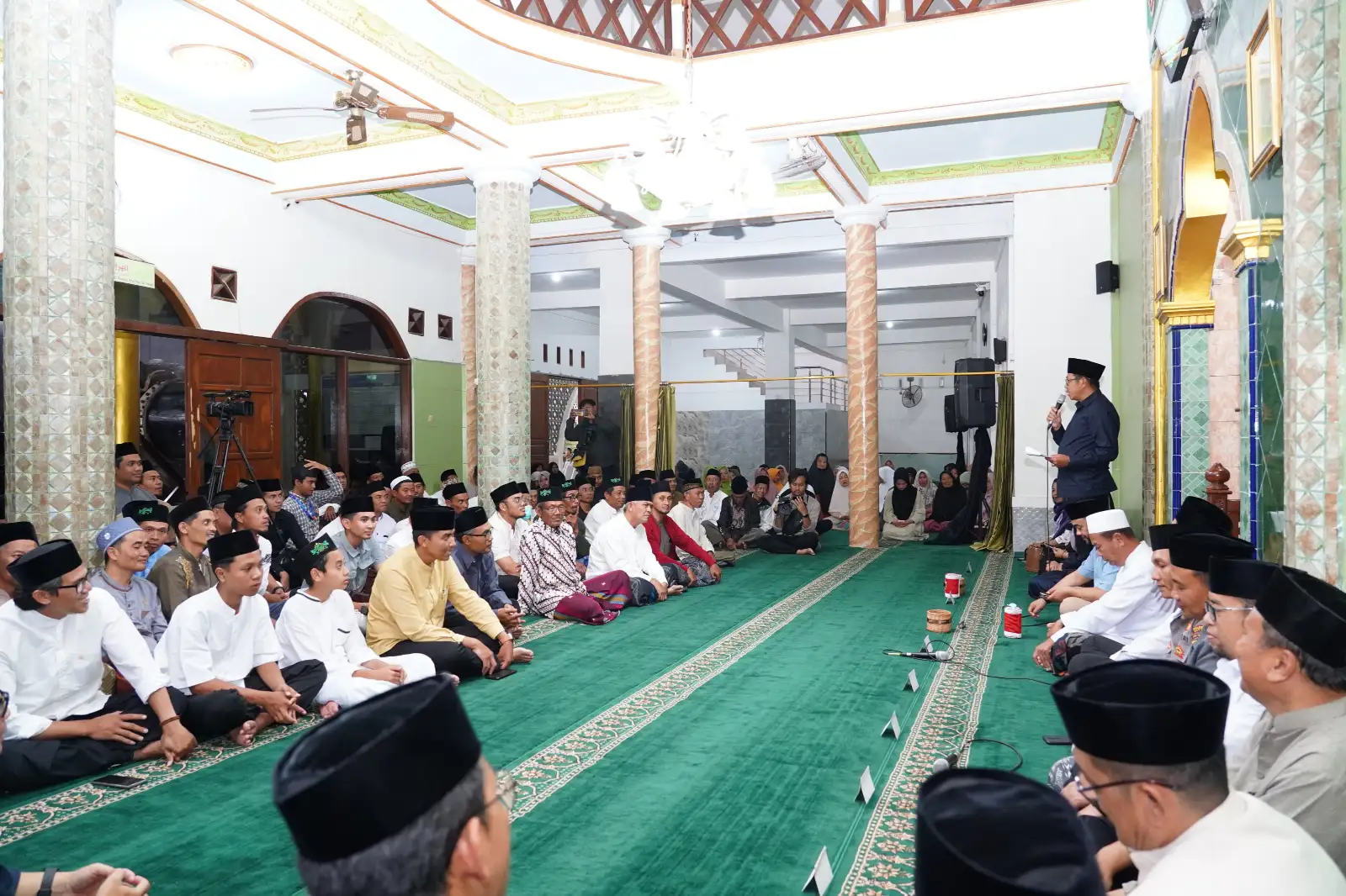 Safari Ramadhan, Nurochman Ajak Warga Torongrejo Jaga Kebersihan, Perkuat Kerukunan, dan Perlindungan Anak