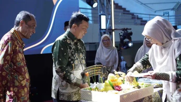 Milad Emas MTs Al-Khadijah, Perkuat Pendidikan dan Kepedulian Sosial