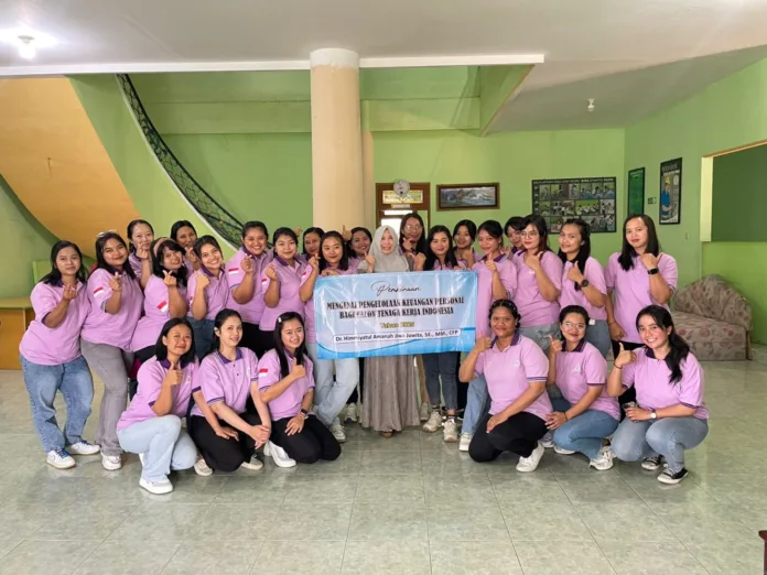 Bekali Calon PMI Ilmu Kelola Uang, Dosen FEB UB Tekan Risiko Utang Konsumtif