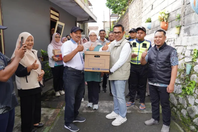 Ajak Warga Perkuat Gerakan 3M Plus; Kelurahan Sisir Jadi Target
