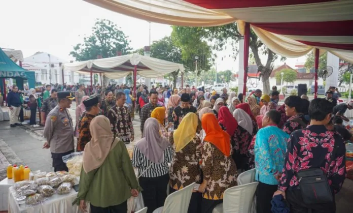Pasar Murah Ramadan Kota Pasuruan Diserbu Warga, Beras Hanya Rp50 Ribu