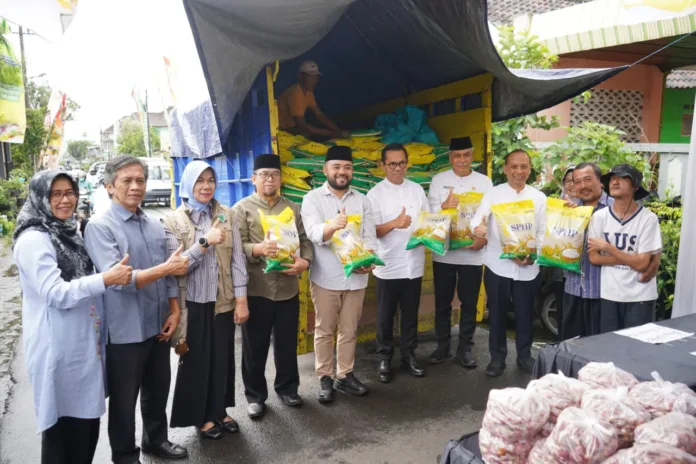 Gerakan Pangan Murah Ditutup; Stabilkan Harga Pangan Jelang Lebaran Gerakan Pangan Murah Ditutup; Stabilkan Harga Pangan Jelang Lebaran
