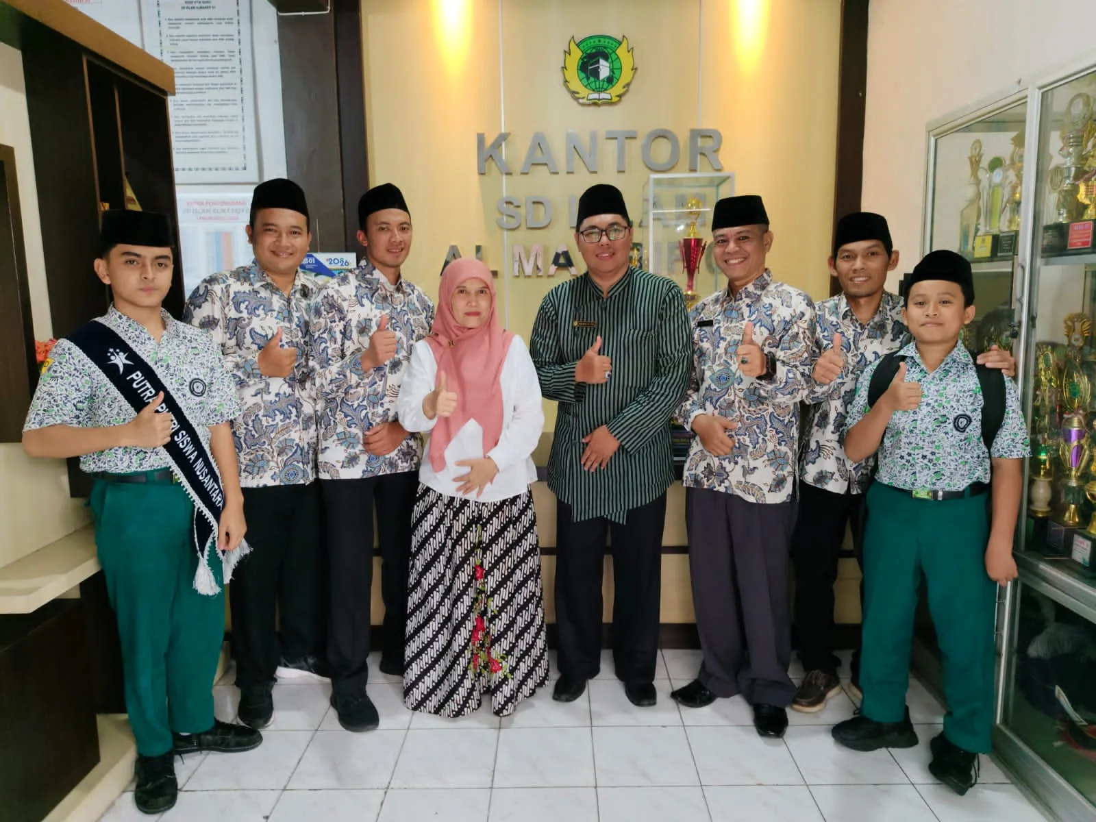 Safari Ramadan MTs Almaarif 01 Singosari Meriah, Kunjungi SDI Almaarif 01 dan SDI NU Lawang
