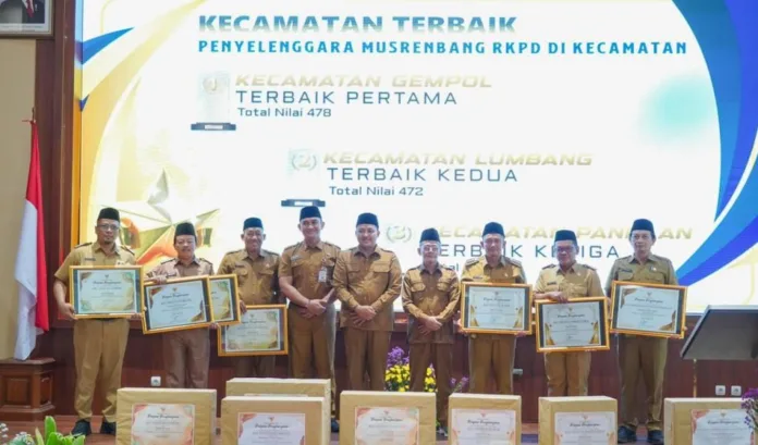 Musrenbang RKPD 2027 Digelar, Bupati Rusdi Dorong Pertumbuhan Ekonomi dan Investasi di Kabupaten Pasuruan Musrenbang RKPD 2027 Digelar, Bupati Rusdi Dorong Pertumbuhan Ekonomi dan Investasi di Kabupaten Pasuruan