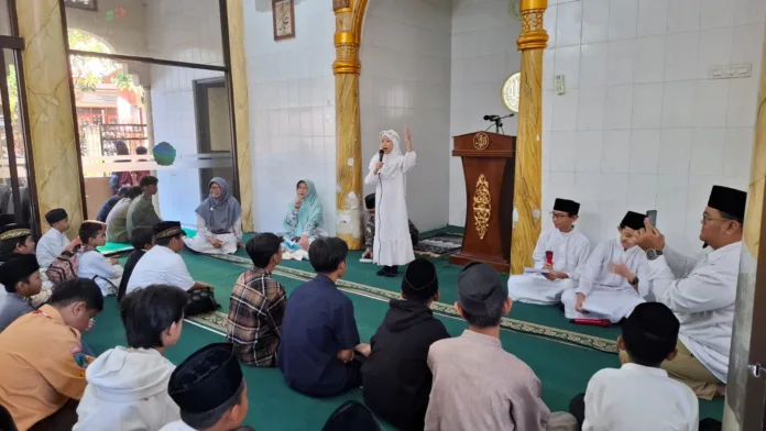 Belajar “Cerdas” dari Hanum, Dai Cilik SD Insan Amanah Malang Belajar “Cerdas” dari Hanum, Dai Cilik SD Insan Amanah Malang