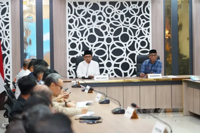 Pimpin Rakor Kewaspadaan Daerah, Cak Nur Perkuat Deteksi Dini Jelang Hari Raya Idul Fitri Pimpin Rakor Kewaspadaan Daerah, Cak Nur Perkuat Deteksi Dini Jelang Hari Raya Idul Fitri