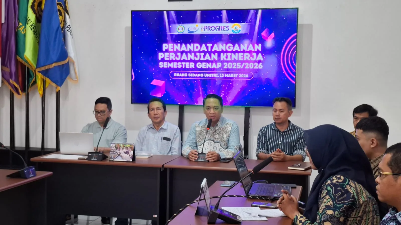 UNITRI dan Jurus Kartu ATM