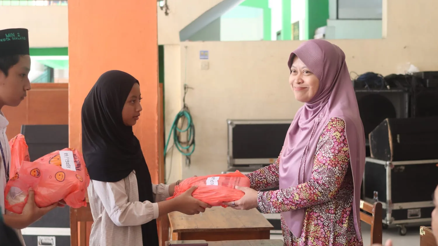 Zakat MINDATAMA ; Menyentuh Hati Keluarga Terdekat