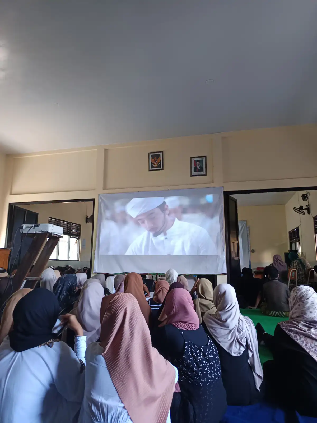Cara SMANAS Malang Kemas Pondok Ramadan: Dari Film 172 Days Hingga Syiar Takjil