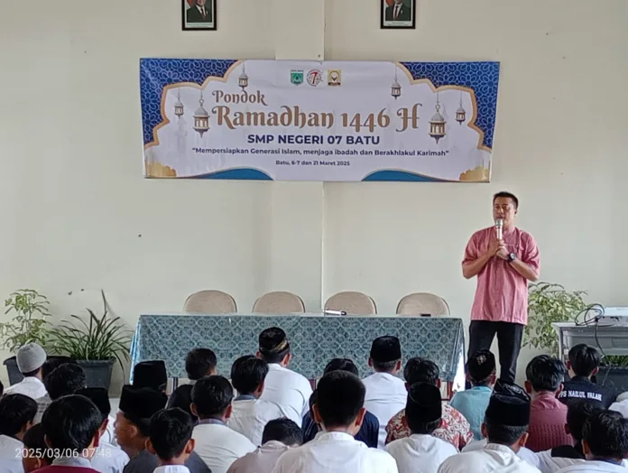 Wacana PJJ Akibat Kelangkaan BBM, Guru di Kota Batu Ingatkan Risiko ‘Learning Loss’ Wacana PJJ Akibat Kelangkaan BBM, Guru di Kota Batu Ingatkan Risiko ‘Learning Loss’