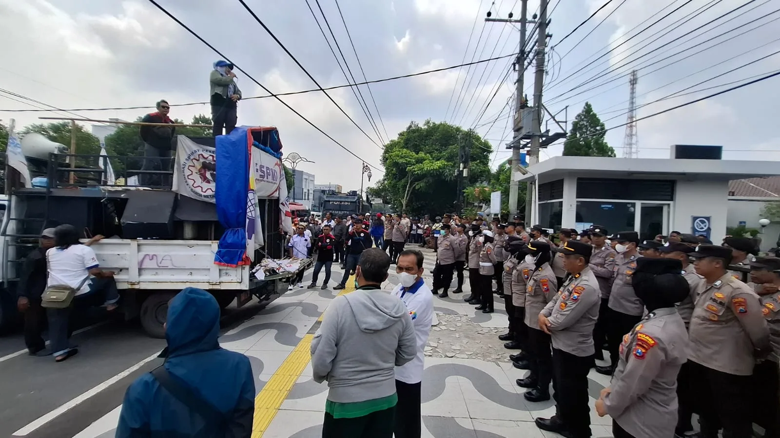 Status Kepesertaan Mendadak Nonaktif, Buruh PT Pakerin Mojokerto Datangi BPJS Kesehatan