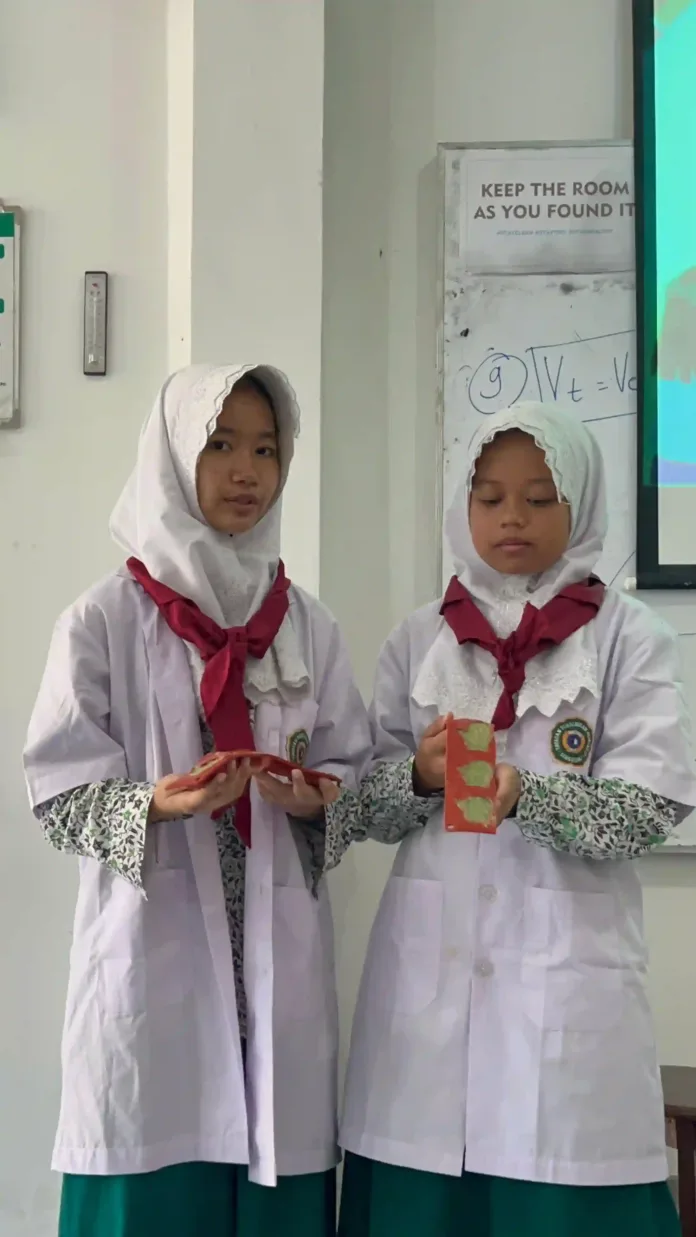 Dari Jelantah Jadi Berkah, Kreativitas Siswa MTs Almaarif 01 Singosari Ubah Limbah Jadi Produk Bernilai Dari Jelantah Jadi Berkah, Kreativitas Siswa MTs Almaarif 01 Singosari Ubah Limbah Jadi Produk Bernilai