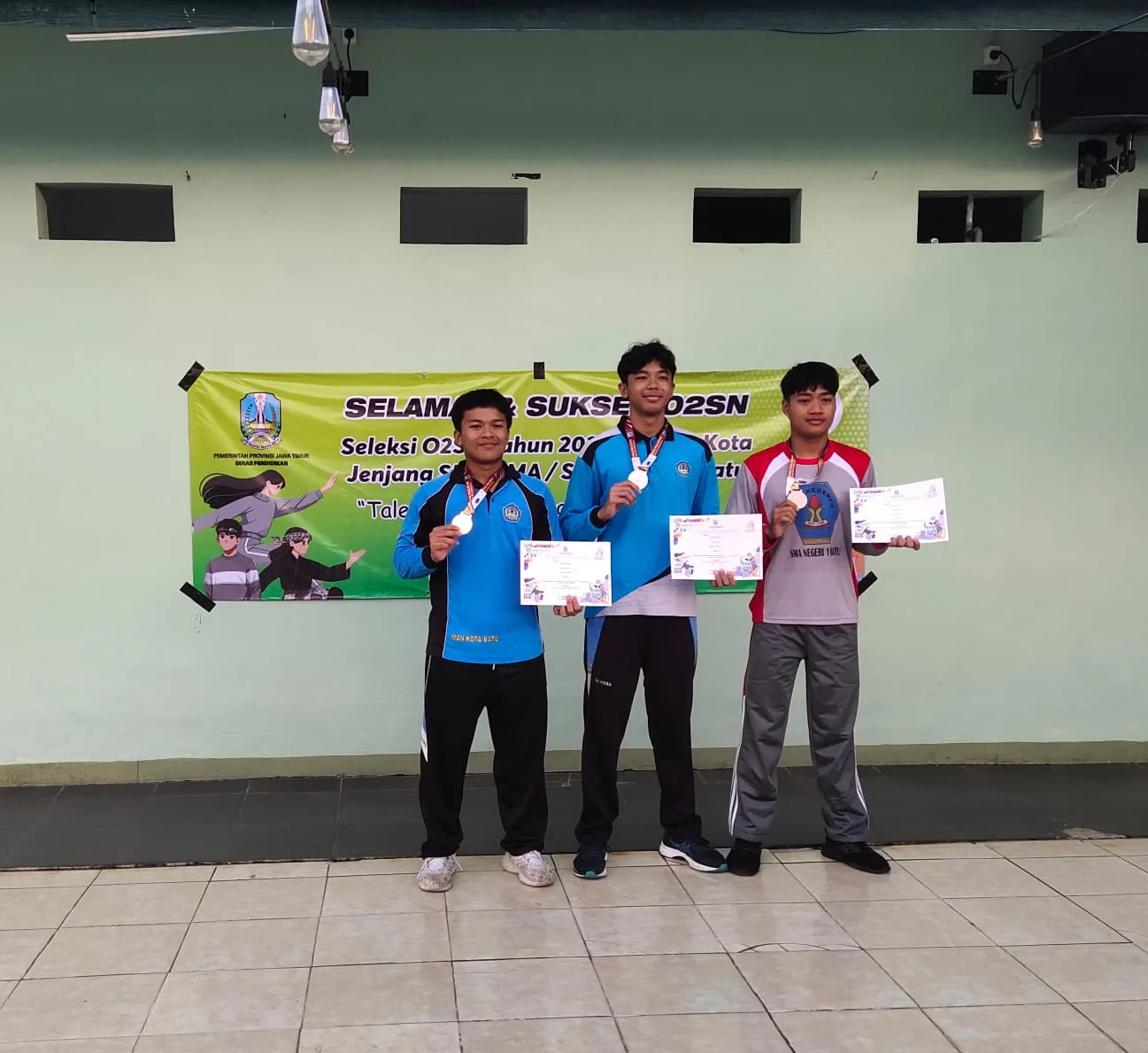 Tak Terbendung, Siswa MAN Kota Batu Sabet Emas O2SN Usai Dominasi FLS3N