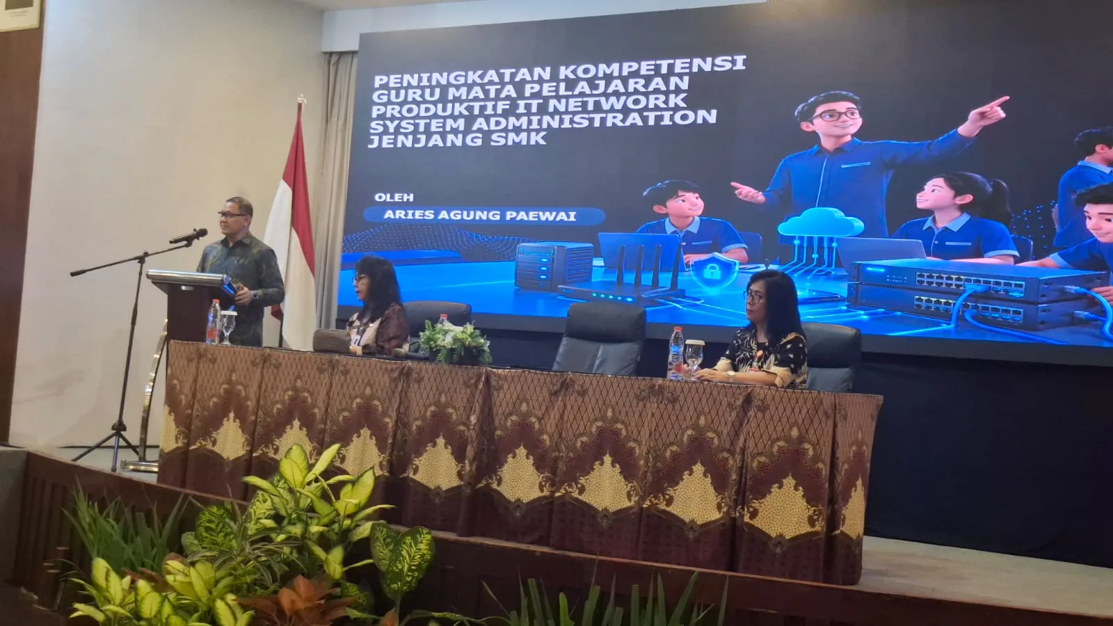 Lawan Skill Gap, 100 Guru SMK Jatim Perbarui Amunisi IT Network di Malang