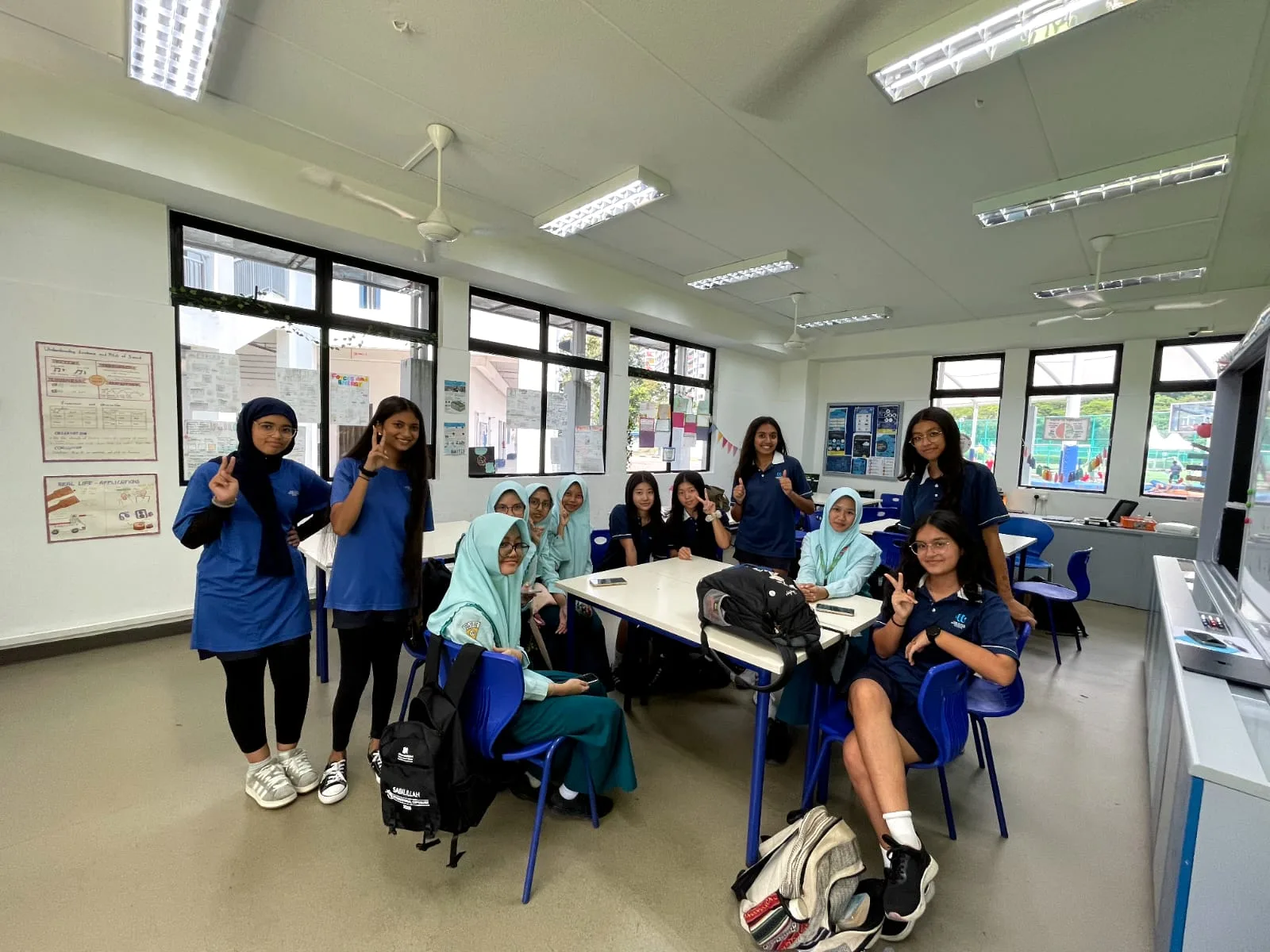 Siswa SMPIS ‘Taklukkan’ Kelas Internasional Lewat International Exposure