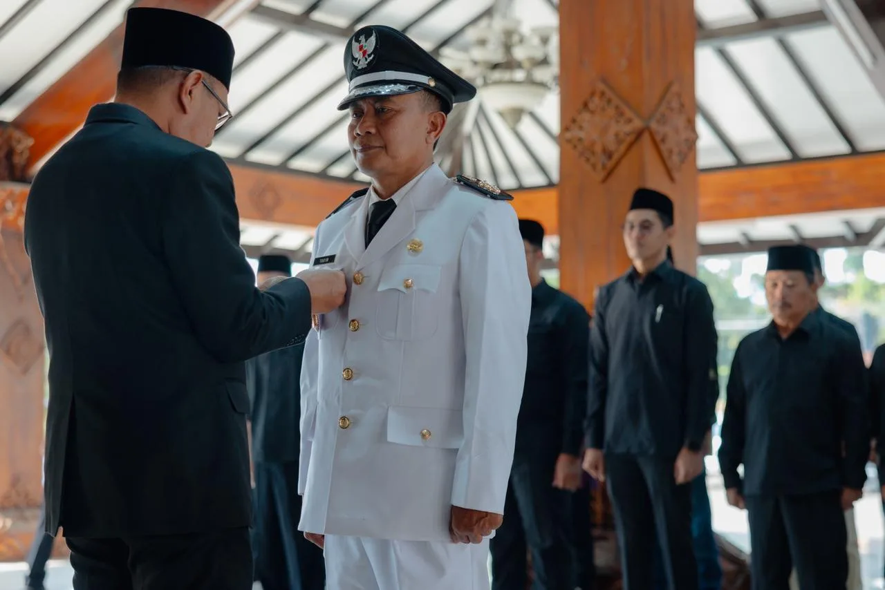 Takim Resmi Dilantik Jadi Kades Torongrejo, Walikota Batu Tekankan Visi Agrokreatif
