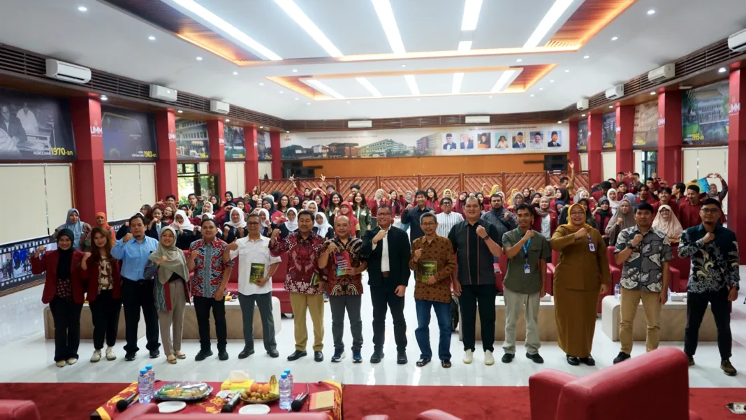 Peringati Hari Pekerja Sosial di UMM, Pakar Tekankan Pentingnya AI dan Empati di Era Digital Peringati Hari Pekerja Sosial di UMM, Pakar Tekankan Pentingnya AI dan Empati di Era Digital