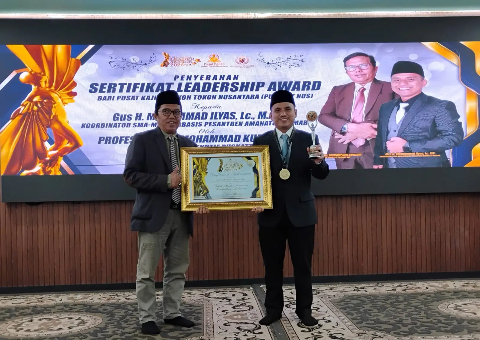 Dedikasi Tinggi untuk Pendidikan, Gus Ilyas Amanatul Ummah Mojokerto Raih Awards Tokoh Muda Innovator Pendidikan Indonesia 2026