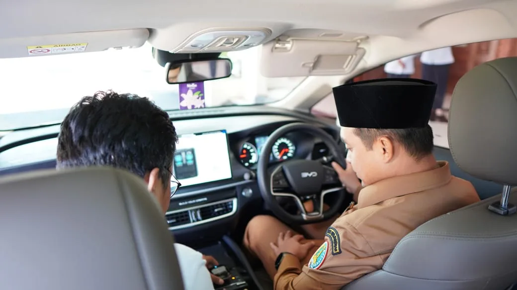 PLN UP3 Pasuruan dan Wali Kota Pasuruan Perkuat Ekosistem Kendaraan Listrik serta SPKLU PLN UP3 Pasuruan dan Wali Kota Pasuruan Perkuat Ekosistem Kendaraan Listrik serta SPKLU