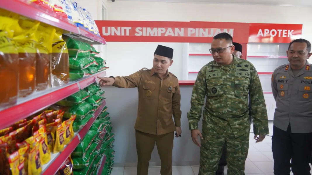 Dukung Program Strategis Presiden RI, Bupati dan Wakil Bupati Mojokerto Hadiri Peresmian Serentak 1.061 KDKMP Dukung Program Strategis Presiden RI, Bupati dan Wakil Bupati Mojokerto Hadiri Peresmian Serentak 1.061 KDKMP