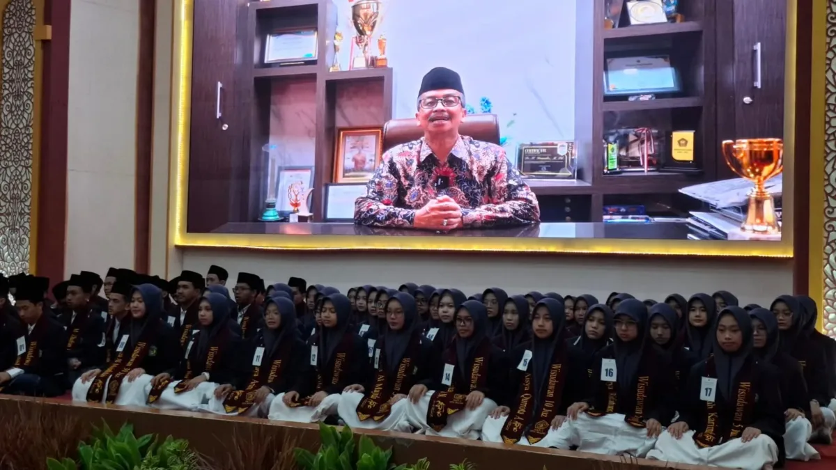 Haflatut Takrim Angkatan II MAN 2 Kota Malang: Mengukuhkan 84 Penjaga Al-Qur’an Berwawasan Teknologi