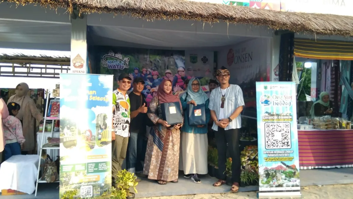 Laris Manis! Stan Kota Batu di APEKSI Bali Diborong Pengunjung, Batik Khas hingga Olahan Buah Jadi Primadona