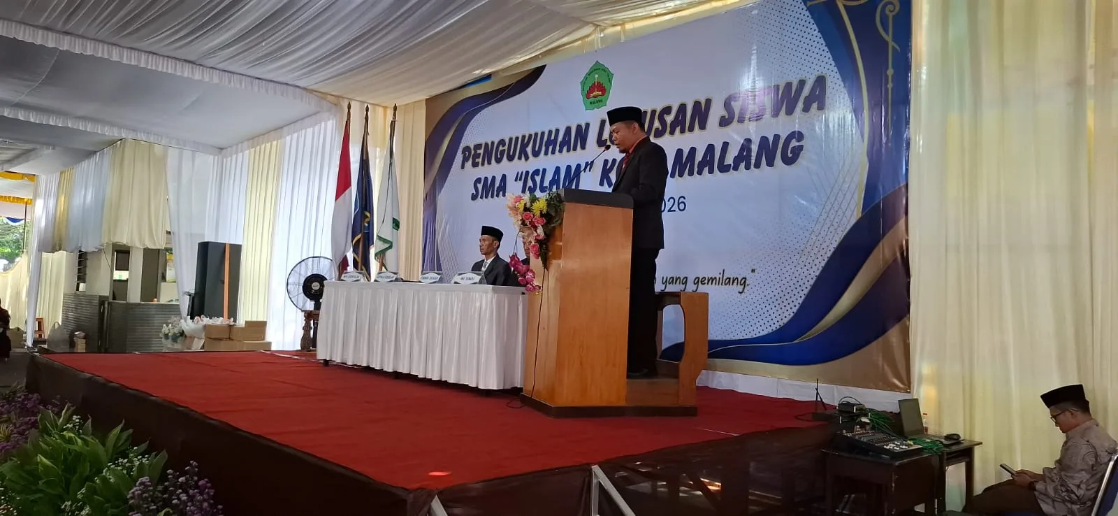 Lulus 100 Persen, 227 Siswa SMA Islam Kota Malang Resmi Dikukuhkan