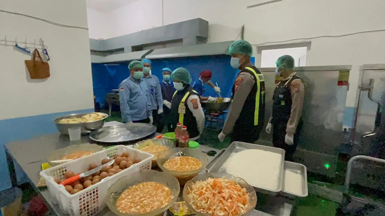 Polres Pasuruan Kota Perketat Uji Higienitas Program MBG, Pastikan Makanan Aman Dikonsumsi