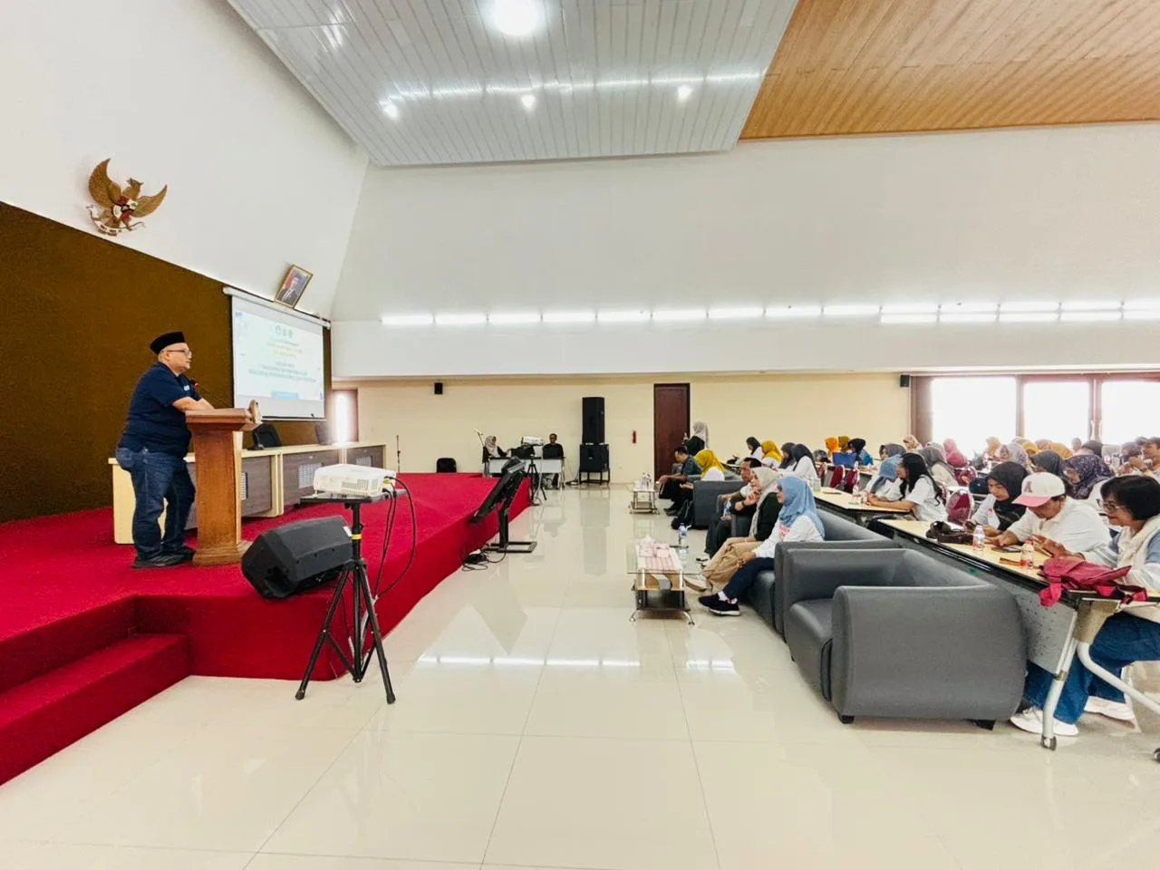 Evaluasi Kinerja Kepala SD se-Kota Batu: Kadisdik Dorong Kolaborasi Global dan Tegaskan Tidak Ada "Sekolah Buangan" Kadisdik