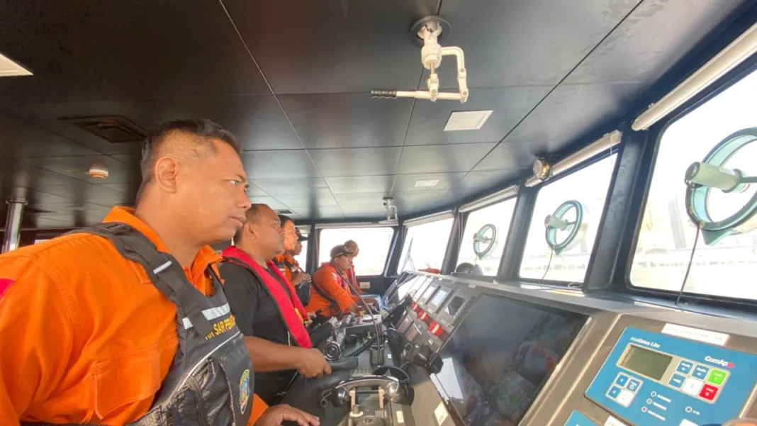 Hari Ketujuh Pencarian, ABK Hilang Di Perairan Utara Sampang Belum Ditemukan Hari Ketujuh Pencarian, ABK Hilang Di Perairan Utara Sampang Belum Ditemukan