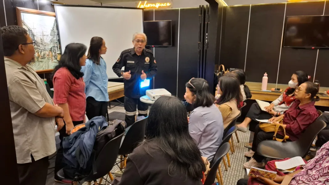 SMPK Kosayu 2, Cangkrukan Ilmu di Laluna Space SMPK Kosayu 2, Cangkrukan Ilmu di Laluna Space