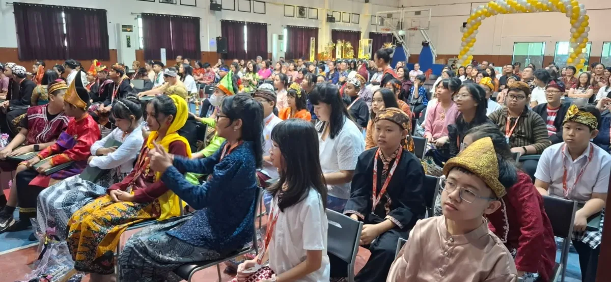 Kemasan Budaya di Purnawiyata SDK Kosayu 3: Menggugah Karakter “Generasi Juara” Lewat Pesona Nusantara