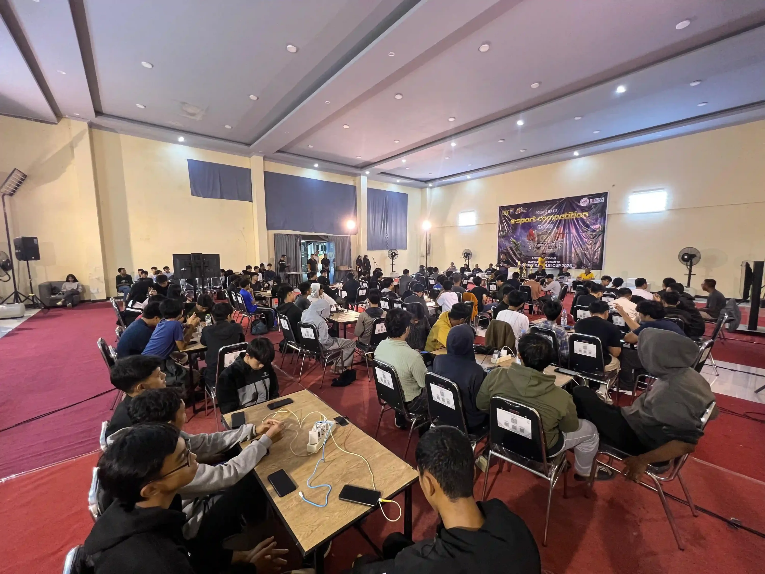19 Tim Bertarung di Kapolres Batu E-Sport Competition Road to Kapolri Cup