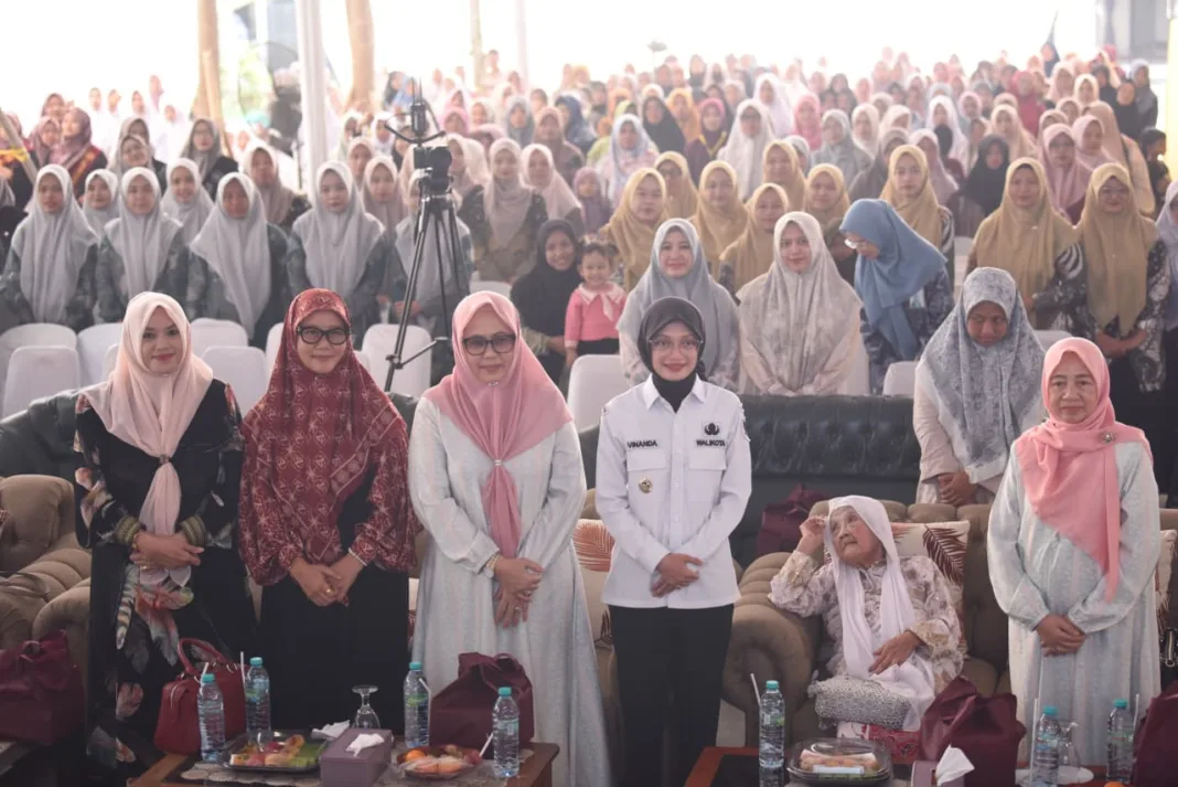 Teken MoU dengan Perguruan Tinggi, Wali Kota Kediri Jadikan Kajian Kampus Sebagai Landasan Kebijakan Teken MoU dengan Perguruan Tinggi, Wali Kota Kediri Jadikan Kajian Kampus Sebagai Landasan Kebijakan