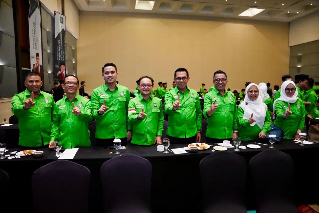 Nurochman Kembali Pimpin DPC PKB Kota Batu Periode 2026-2031, Fokus pada Isu Lingkungan Nurochman Kembali Pimpin DPC PKB Kota Batu Periode 2026-2031, Fokus pada Isu Lingkungan
