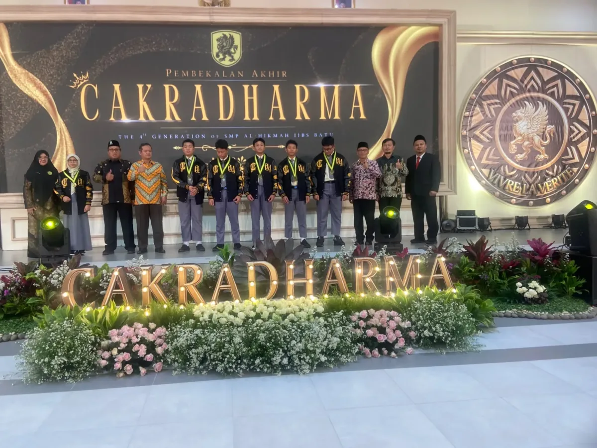 SMP IIBS Batu Gelar Pembekalan Akhir bagi Siswa Angkatan IV Cakradharma, Siapkan Bekal Menapaki Jenjang Pendidikan Selanjutnya SMP IIBS Batu