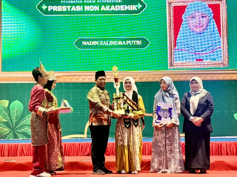 Lulus 100 Persen, 256 Siswa Kelas VI MIN 1 Kota Malang Siap Lanjutkan Tren Prestasi