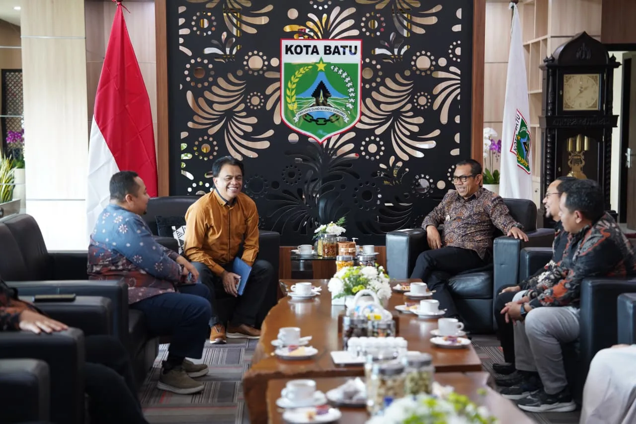 Gandeng FIA UB, Wali Kota Batu Berharap Mahasiswa KKN Beri Inovasi untuk Pembangunan Desa Wali Kota Batu