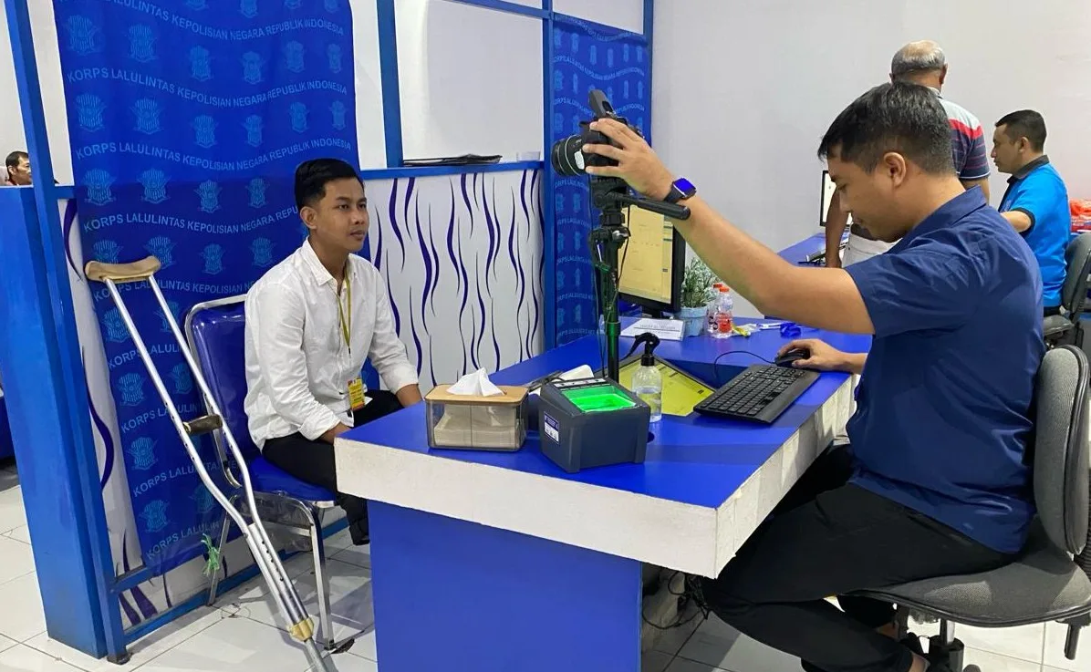 Polresta Malang Kota Berikan Layanan Prioritaskan Pembuatan SIM Difabel Driver Ojol, Wujudkan Keselamatan Berlalu Lintas yang Inklusif Polresta Malang Kota